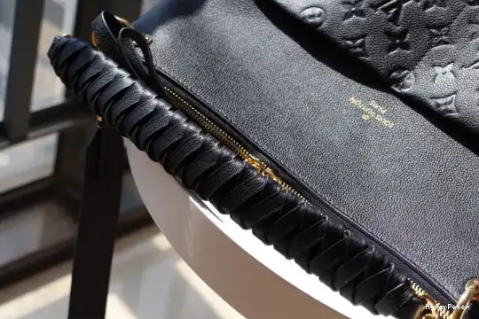 MAIDA HOBO LOUIS VUITTON 0704